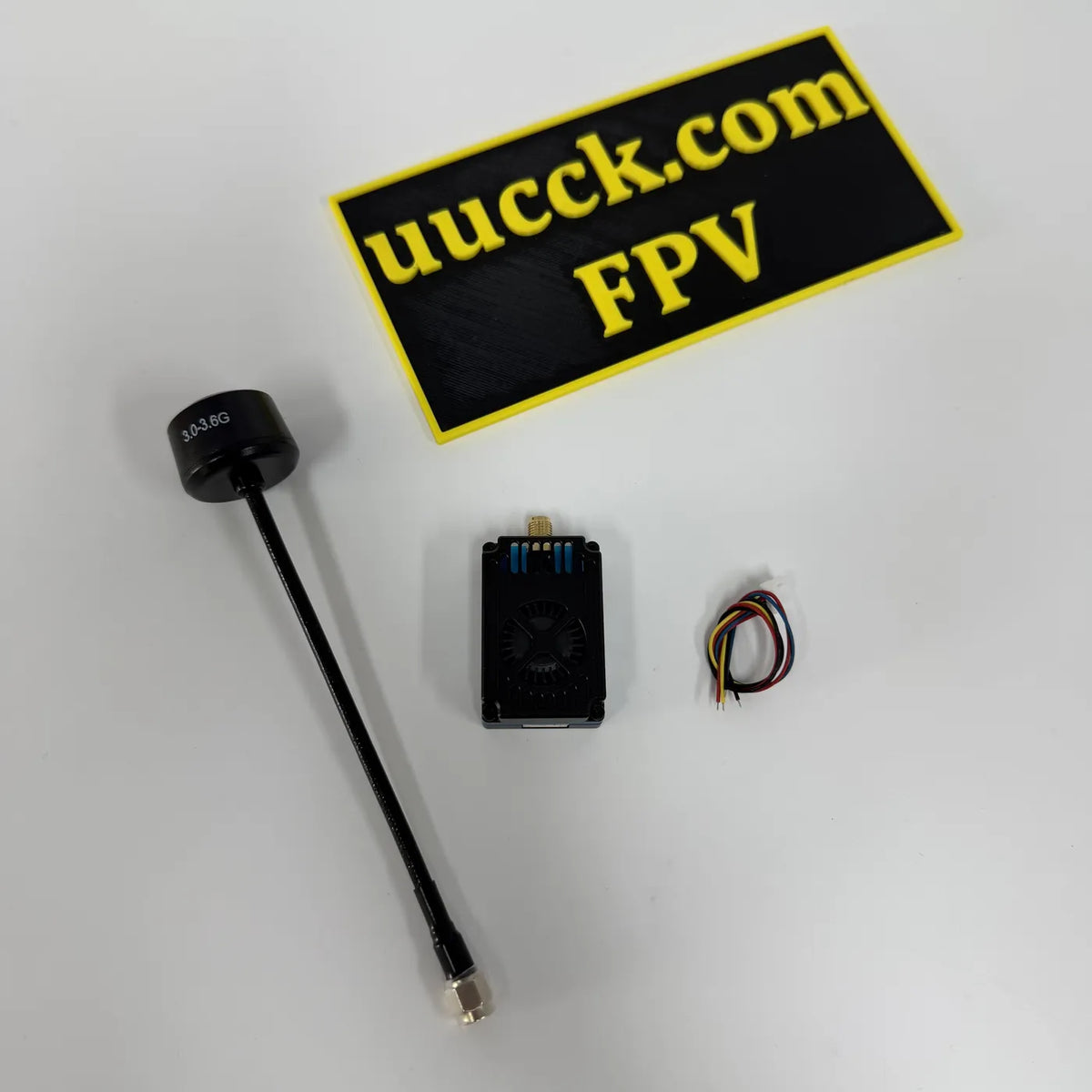 uucck AL3304 3.3 GHz Video Transmitter (4 W)